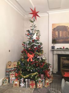 Christmas Tree Decorating 2018