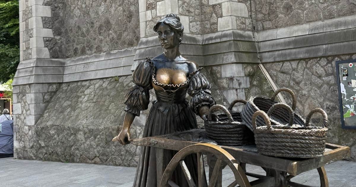 Women of Dublin tour