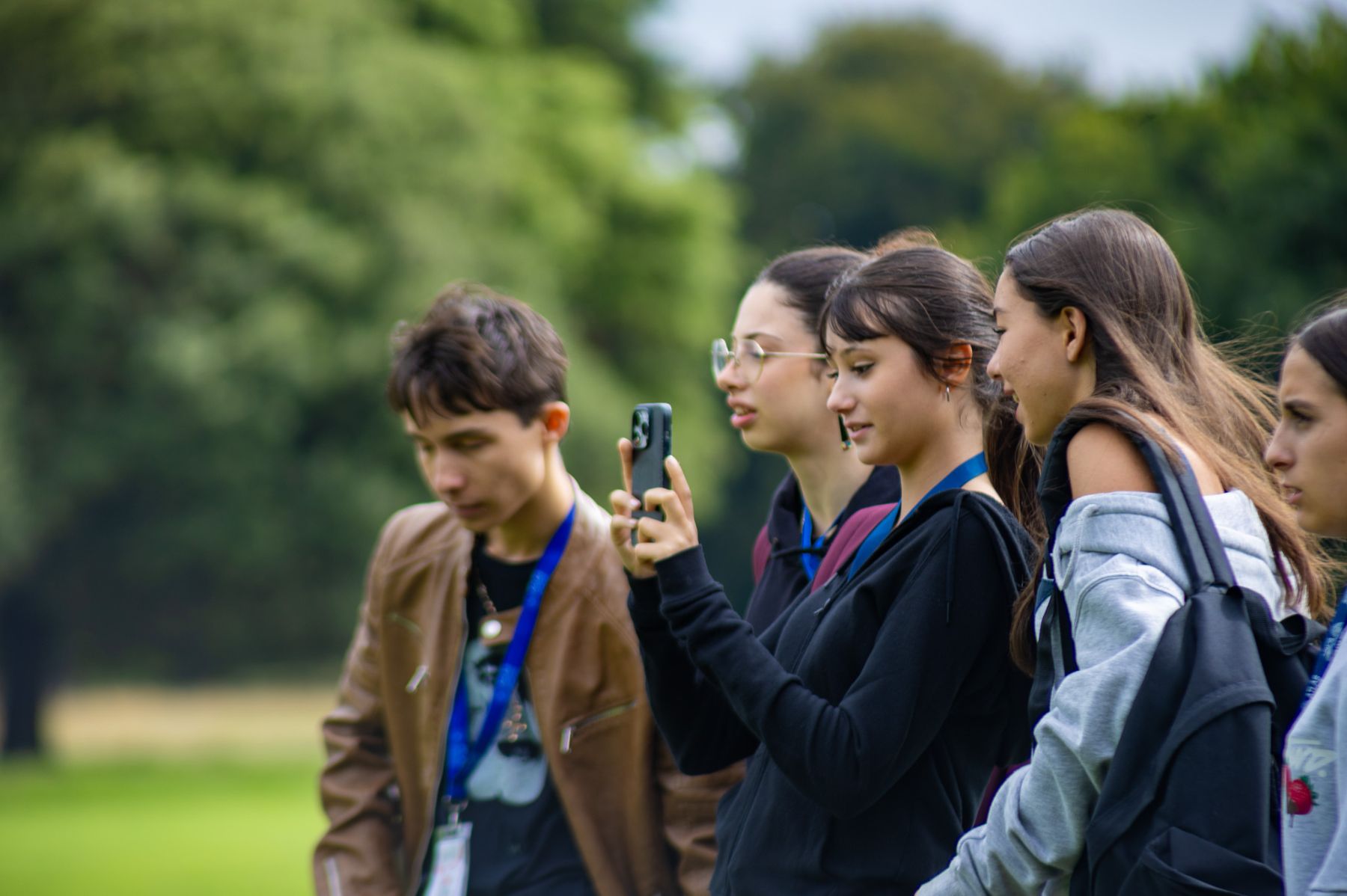 Estudiantes del programa de jóvenes adultos durante las actividades en Dublín